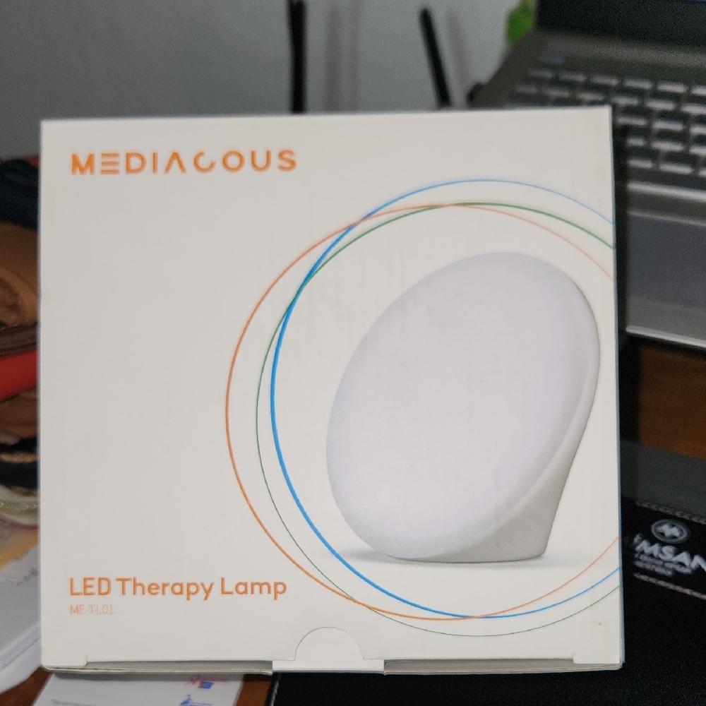 White LED Therapy Lamp for Tablets